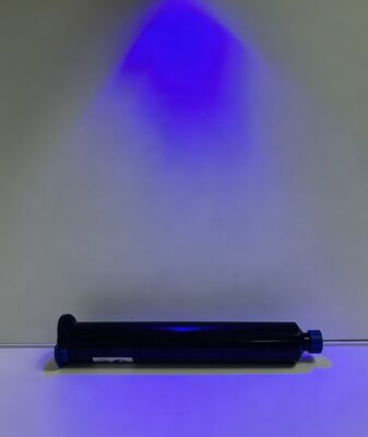 Perekat UV untuk pengikat memperkuat komponen sensitif internal dari sensor otomotif dan industri.